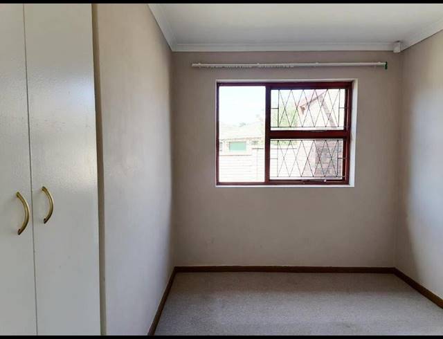 2 BEDROOM TOWNHOUSE RENTED IN SUMMERSTRAND